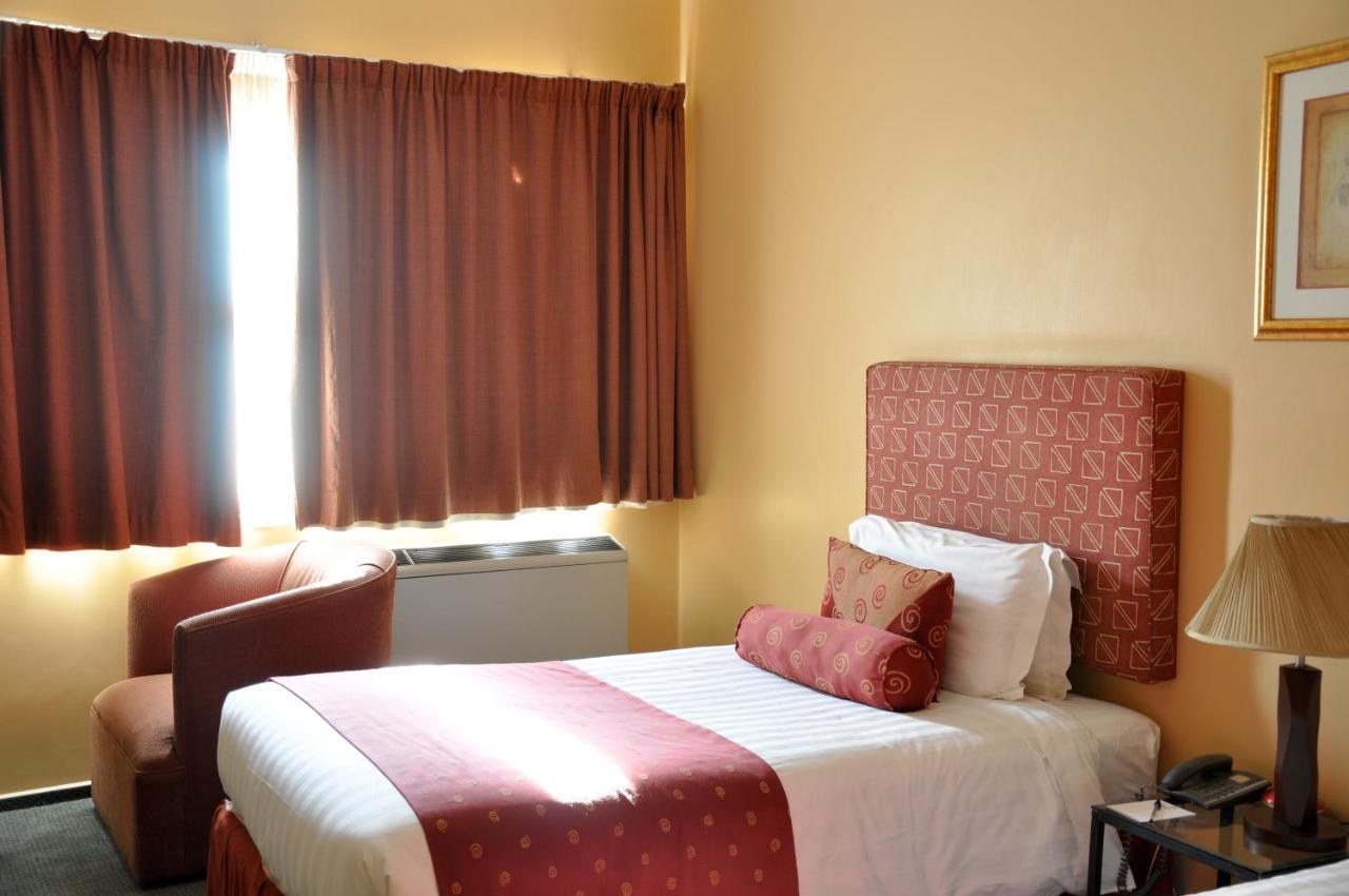 Crossroads Hotel Lilongwe Luaran gambar
