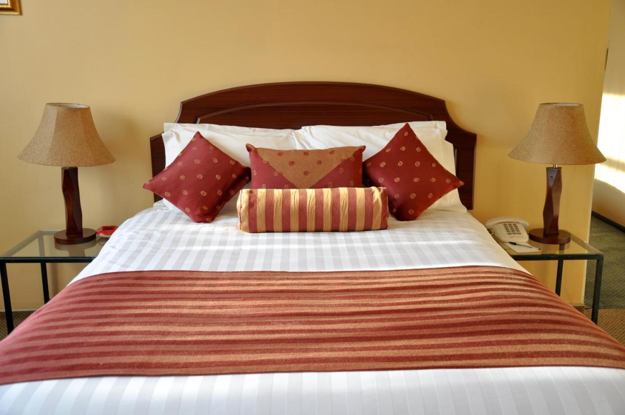 Crossroads Hotel Lilongwe Luaran gambar