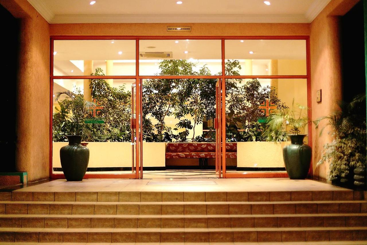 Crossroads Hotel Lilongwe Luaran gambar